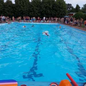 Schwimmerbecken
